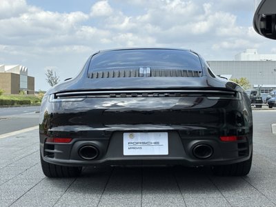 PORSCHE 911 - 4