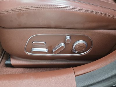 2022 Genesis G90 (RS4) thumbnail 36