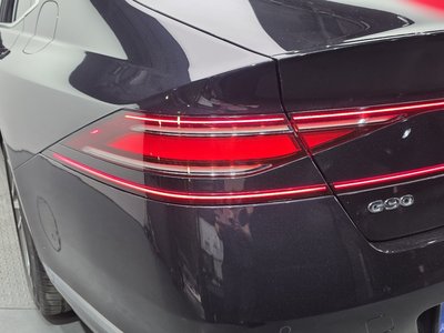 2022 Genesis G90 (RS4) photo 10