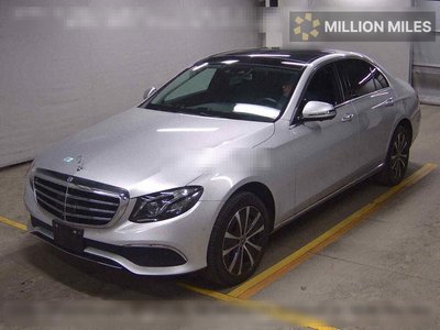 MERCEDES-BENZ E-CLASS - 4