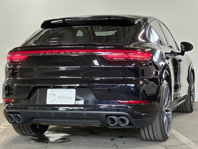 صورة 6 لـ 2021 Porsche CAYENNE