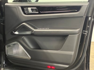صورة مصغرة 21 لـ 2021 Porsche CAYENNE