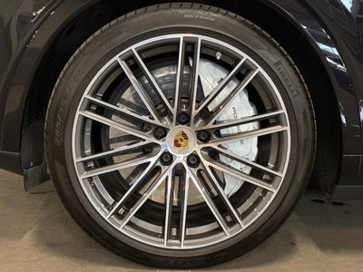 صورة مصغرة 12 لـ 2021 Porsche CAYENNE