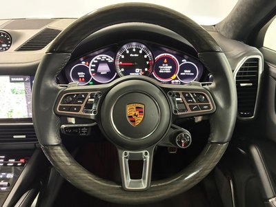صورة مصغرة 32 لـ 2021 Porsche CAYENNE