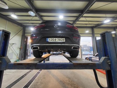 MERCEDES-BENZ GLC - 2