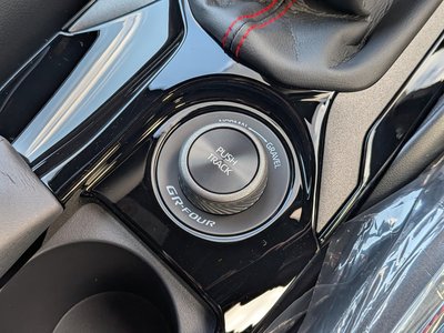 2025 Toyota GR COROLLA — миниатюра 42