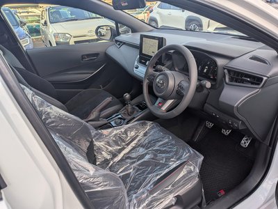 2025 Toyota GR COROLLA — миниатюра 46