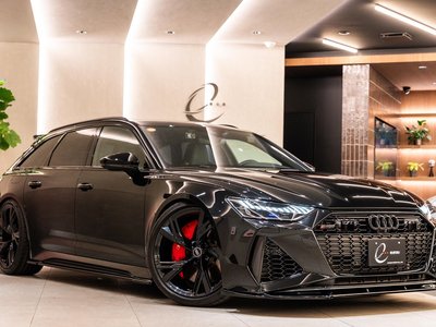 AUDI RS6 AVANT