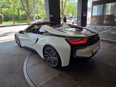 BMW I8 - 3