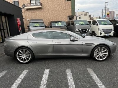 ASTON MARTIN RAPIDE - 9