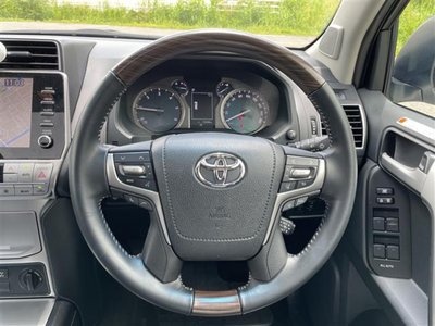 TOYOTA LAND CRUISER PRADO - 6