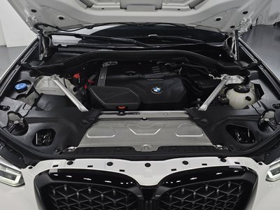 2025 BMW X4 photo 7