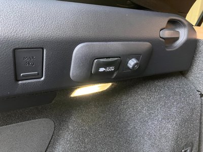 2025 Lexus UX 缩略图 24