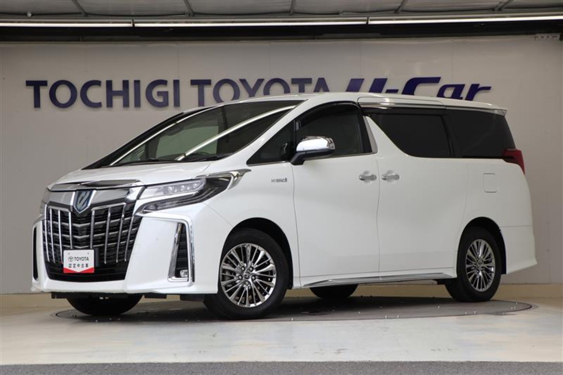 TOYOTA ALPHARD - View 1