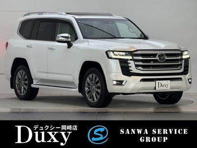 TOYOTA LAND CRUISER 300