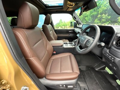 TOYOTA LAND CRUISER 250 - 7