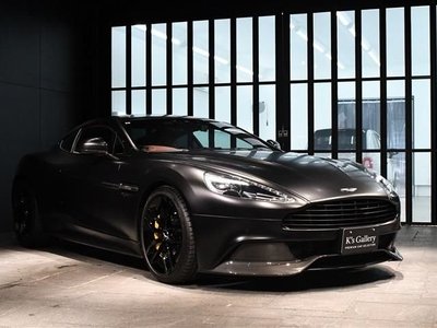 ASTON MARTIN VANQUISH - 3
