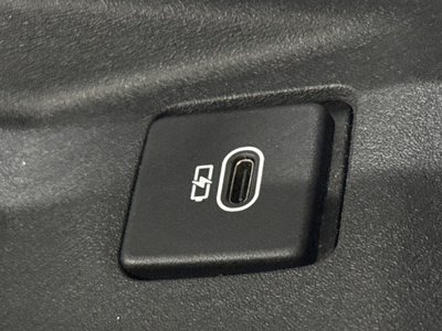 2021 LAND Rover DEFENDER thumbnail 44