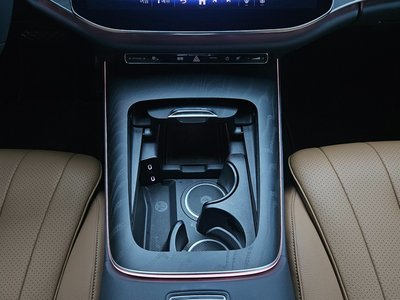 MERCEDES-BENZ E-CLASS - 9