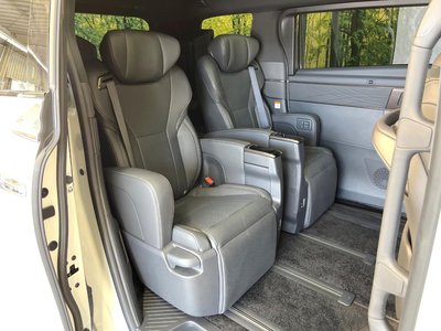 TOYOTA ALPHARD - 9