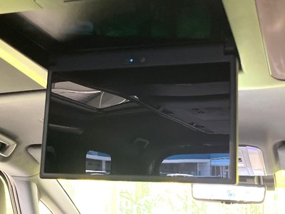 TOYOTA ALPHARD - 4