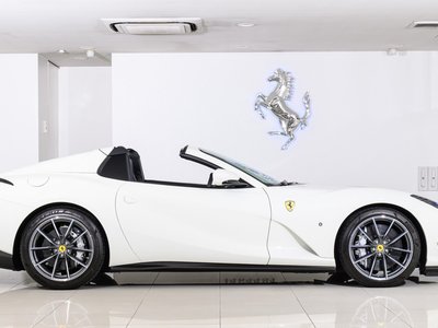FERRARI 812 GTS - 6