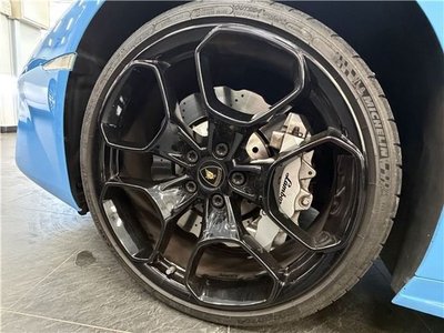 LAMBORGHINI HURACAN - 8