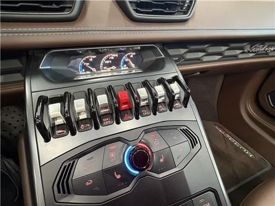 LAMBORGHINI HURACAN - 7