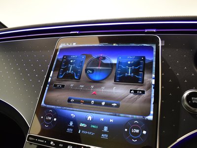 2024 Mercedes-BENZ EQE — миниатюра 13
