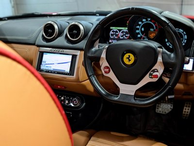 صورة مصغرة 22 لـ 2012 Ferrari CALIFORNIA