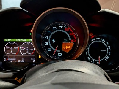 صورة مصغرة 24 لـ 2012 Ferrari CALIFORNIA