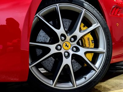 صورة مصغرة 17 لـ 2012 Ferrari CALIFORNIA