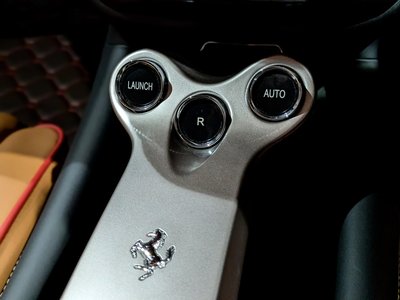 صورة مصغرة 29 لـ 2012 Ferrari CALIFORNIA