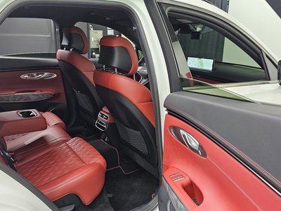 صورة مصغرة 17 لـ 2021 Genesis GV70