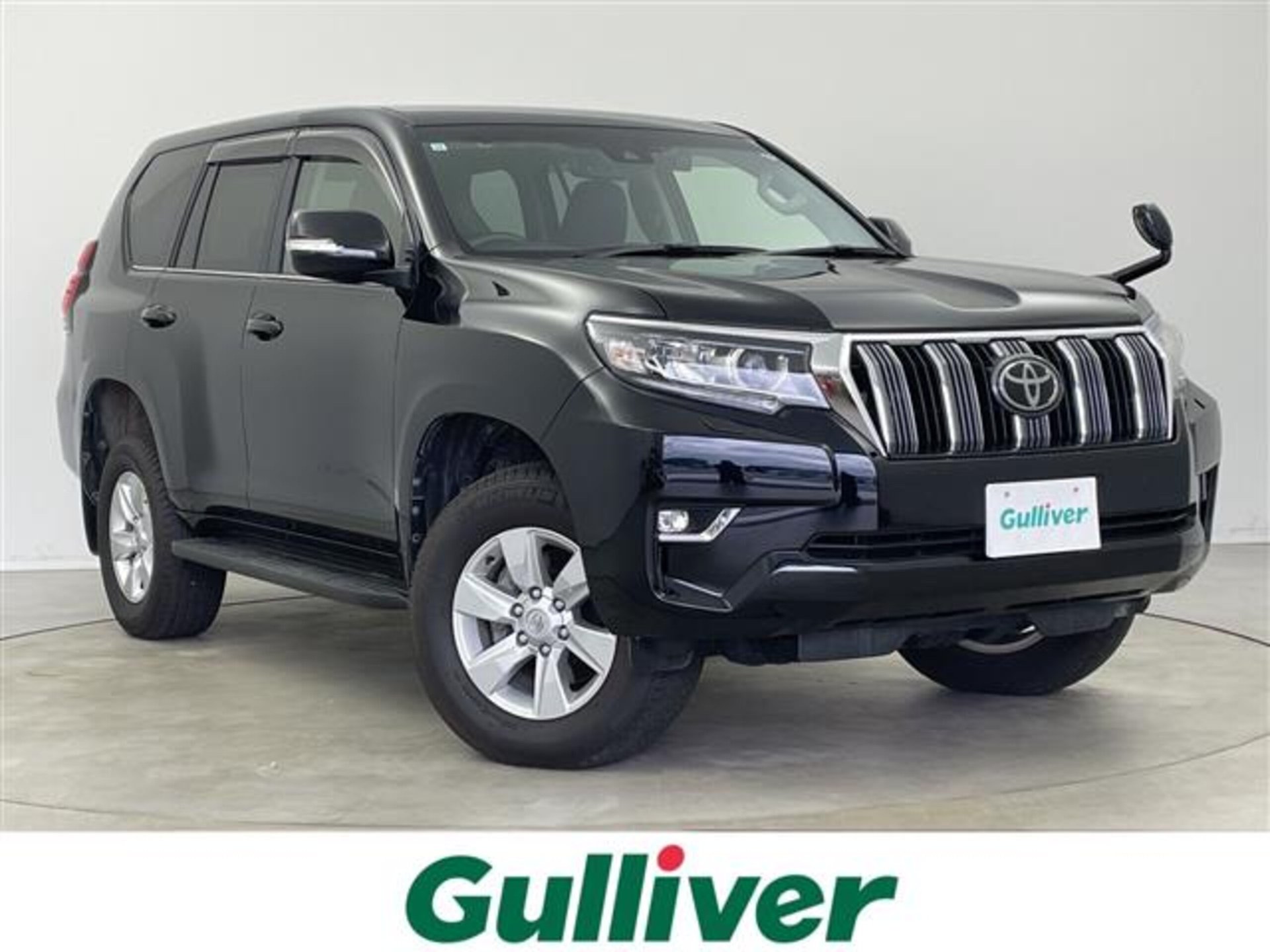 TOYOTA LAND CRUISER PRADO - View 1