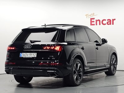 AUDI Q7 - 2