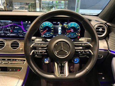 MERCEDES-BENZ E-CLASS AMG - 9