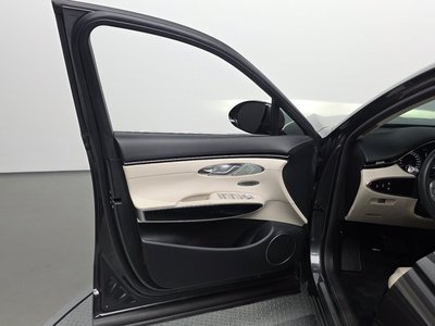 2021 Genesis GV70 — миниатюра 14