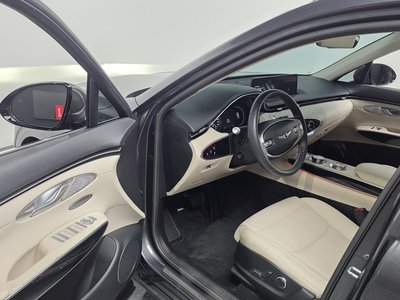 2021 Genesis GV70 — миниатюра 13