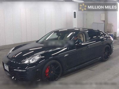 PORSCHE PANAMERA - 4