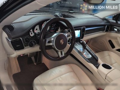 PORSCHE PANAMERA - 3