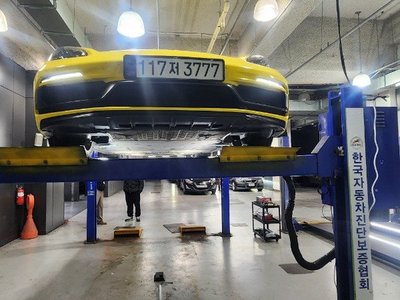 PORSCHE 718 CAYMAN - 1