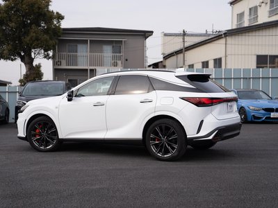 LEXUS RX - 8