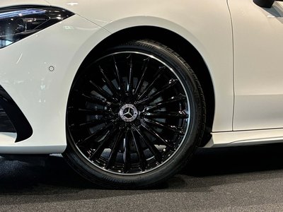MERCEDES-BENZ CLA - 5