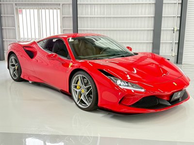 FERRARI F8 TRIBUTO - 10