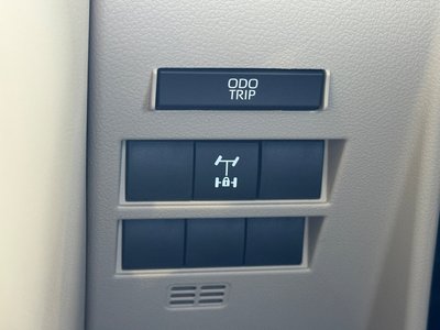 2025 Toyota LAND CRUISER 300 缩略图 44