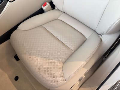 2025 Toyota LAND CRUISER 300 缩略图 48