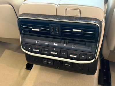 2025 Toyota LAND CRUISER 300 缩略图 54