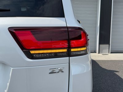 2025 Toyota LAND CRUISER 300 缩略图 29