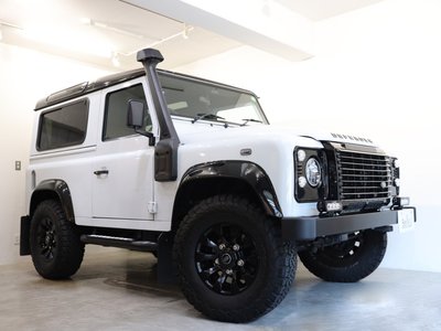 LAND ROVER DEFENDER - 3